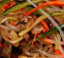 Салат з фунчозой