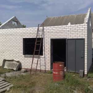 З чого побудувати гараж, щоб було якісно і недорого: огляд